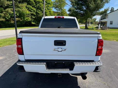 Used 2017 Chevrolet Silverado 1500 LT w/ All Star Edition AWD/4WD image 6