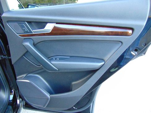 Used 2018 Audi Q5 2.0T Premium image 48