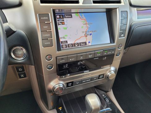 Used 2020 Lexus GX 460 Premium image 24