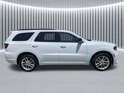 Used 2024 Dodge Durango GT AWD/4WD image 3