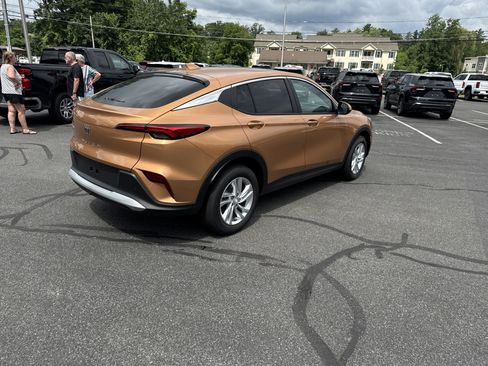 New 2025 Buick Envista Preferred w/ Convenience I Package image 5