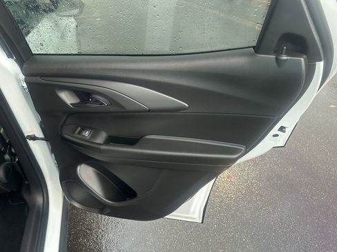 Used 2025 Chevrolet TrailBlazer LT image 10