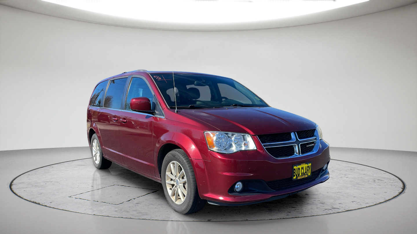 Used 2018 Dodge Grand Caravan SXT FWD image 3