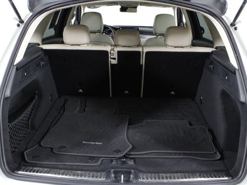 Used 2022 Mercedes-Benz GLC 300 image 16