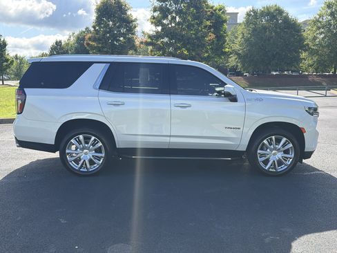 Used 2023 Chevrolet Tahoe High Country AWD/4WD image 13