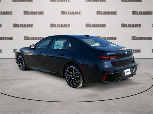 New 2026 BMW 750e xDrive w/ Executive Package image 3