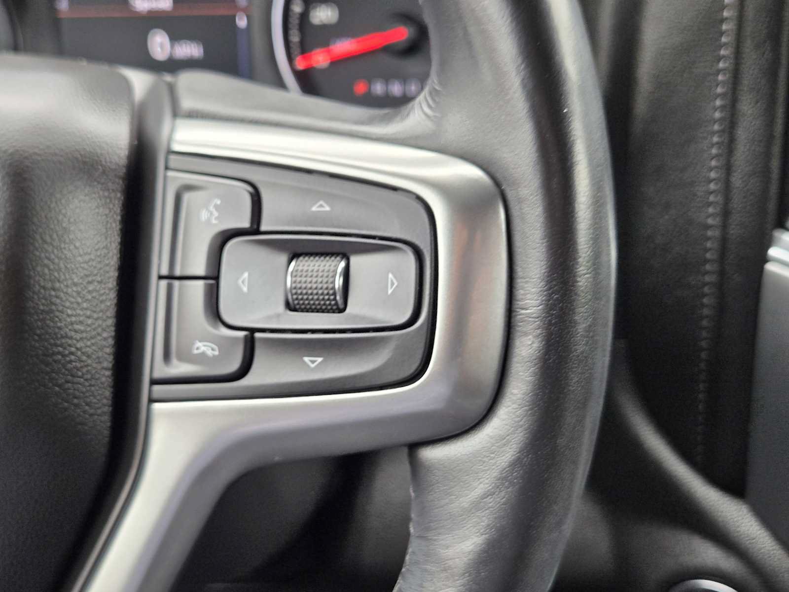 Used 2020 Chevrolet Silverado 1500 RST w/ Texas Edition AWD/4WD image 27