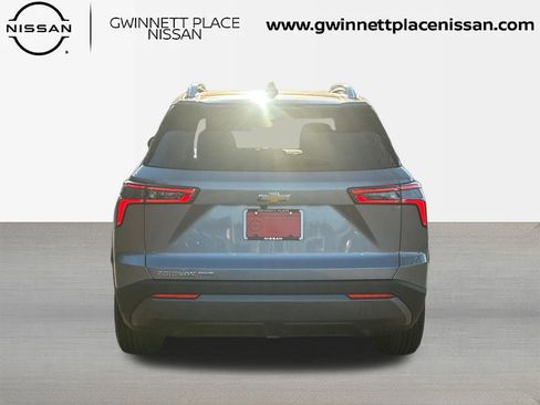 Used 2025 Chevrolet Equinox LT w/ Convenience Package II image 6