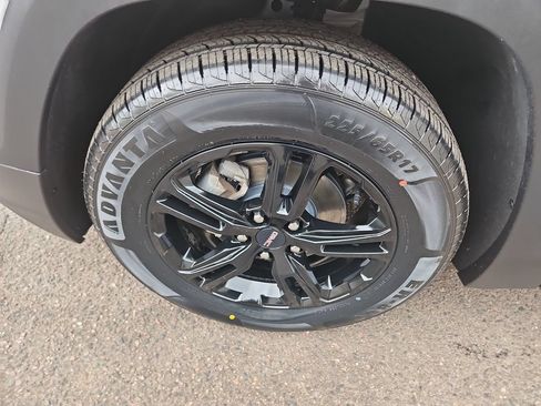 Used 2023 GMC Terrain AT4 w/ Tech Package AWD/4WD image 28