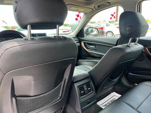 Used 2014 BMW 320i Sedan RWD image 16