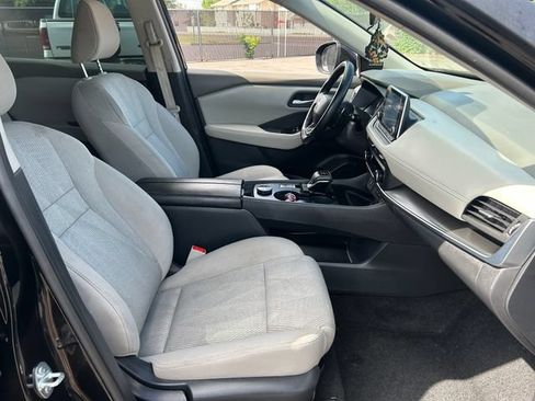 Used 2025 Nissan Rogue SV AWD/4WD image 35