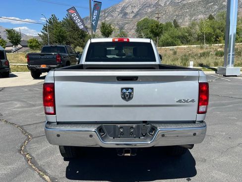 Used 2016 RAM 2500 Tradesman w/ Chrome Appearance Group AWD/4WD image 7