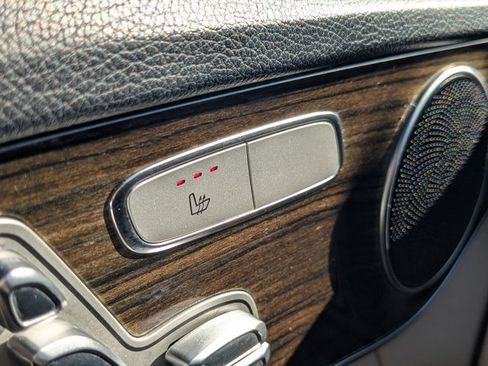 Used 2018 Mercedes-Benz C 300 Sedan image 23