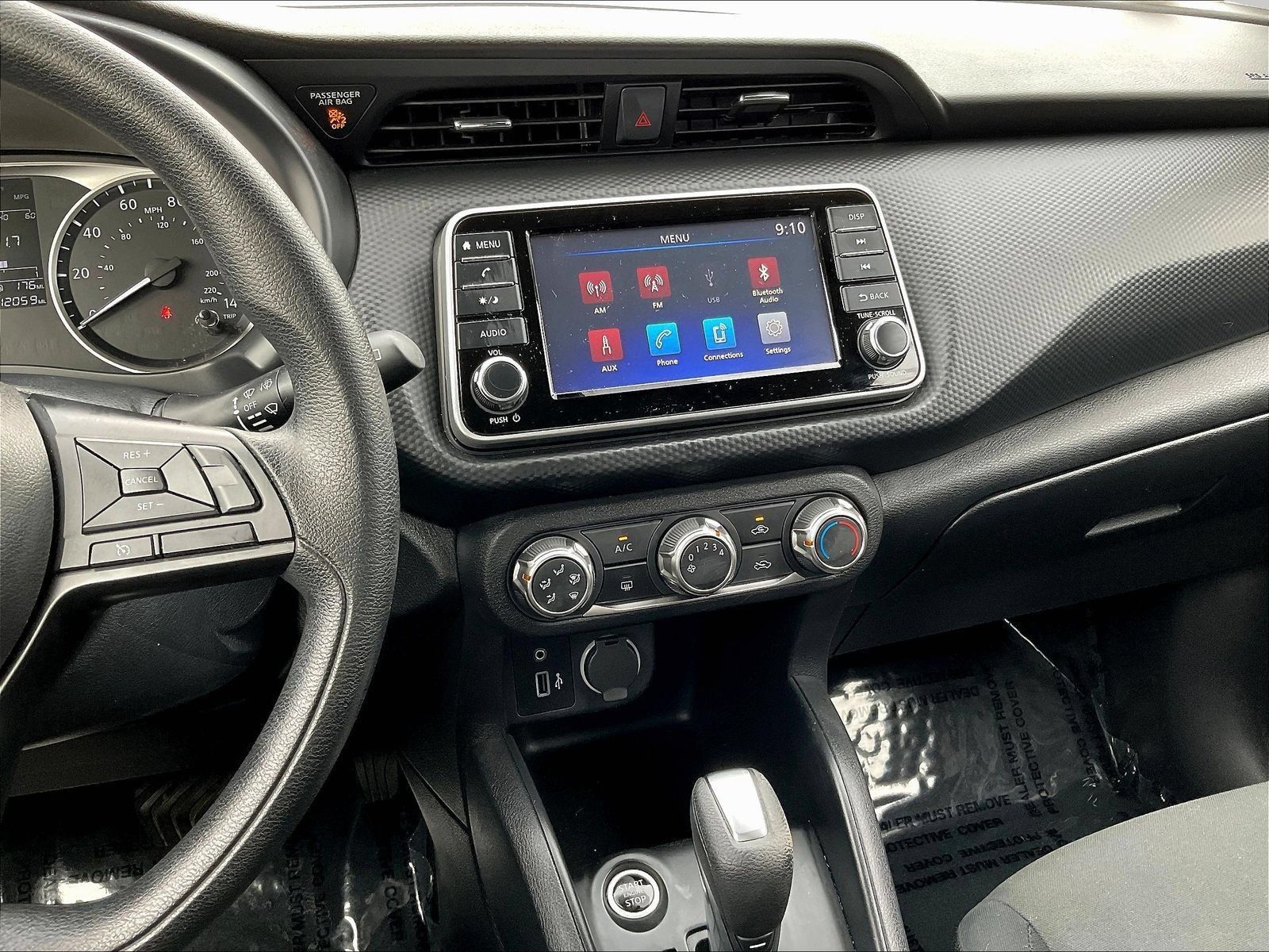 Used 2025 Nissan Kicks Play S FWD image 12