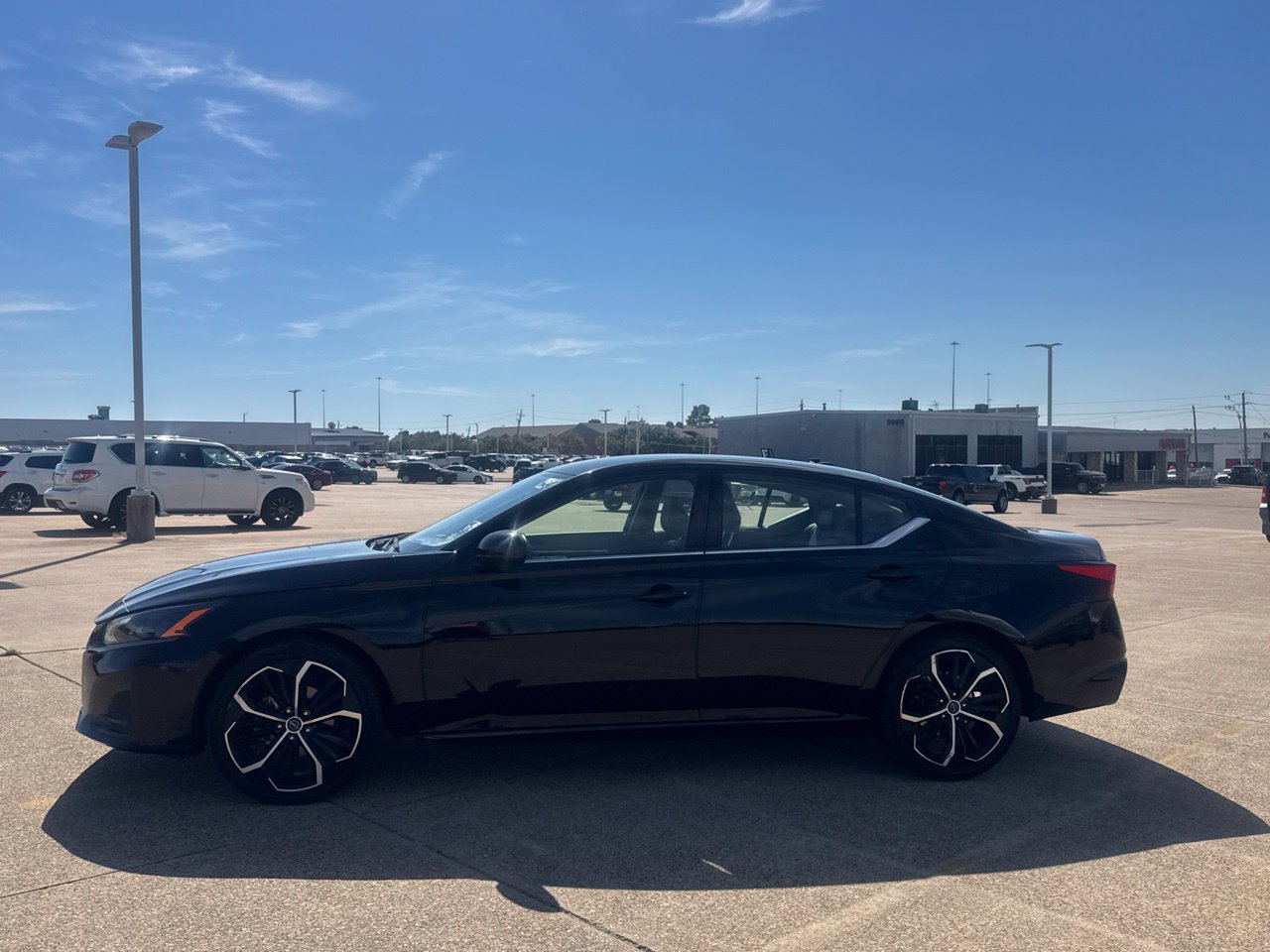 Certified 2024 Nissan Altima 2.5 SR FWD image 14