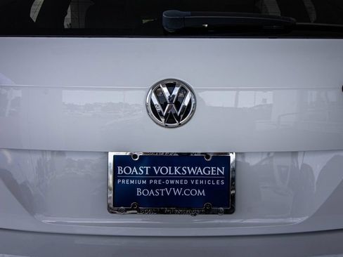Used 2019 Volkswagen Tiguan S w/ Driver Assistance Package AWD/4WD image 15