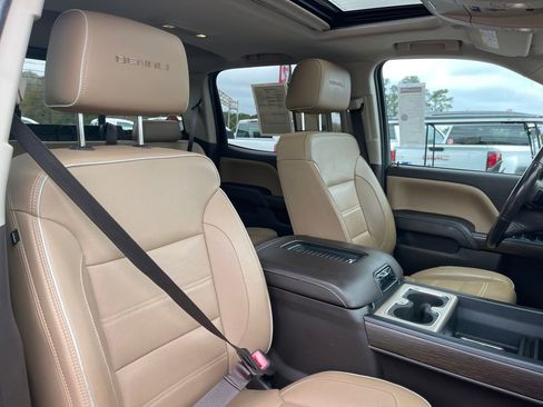 Used 2019 GMC Sierra 2500 Denali w/ Duramax Plus Package image 28