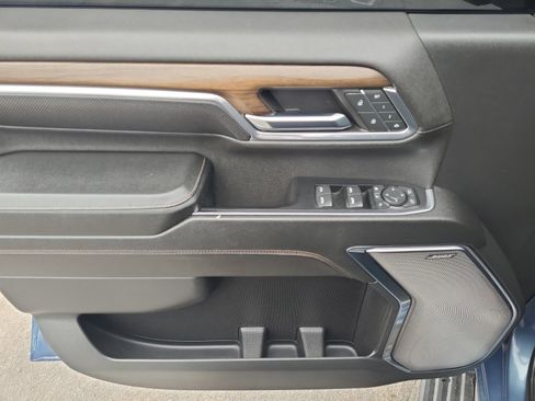 Used 2024 Chevrolet Silverado 3500 High Country w/ High Country Premium Package image 14