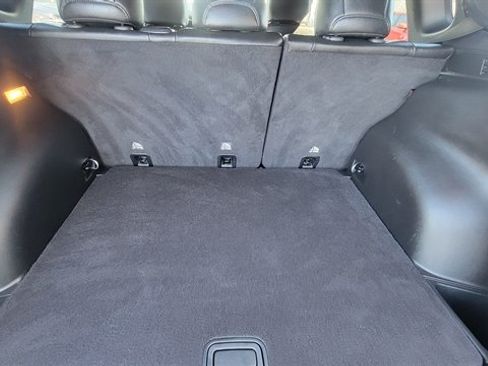 Used 2024 Jeep Compass Latitude w/ Convenience Group AWD/4WD image 44