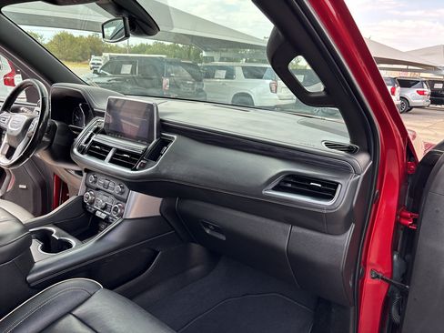 Used 2021 GMC Yukon SLT w/ SLT Premium Package AWD/4WD image 24