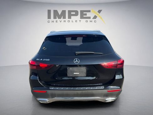 Used 2025 Mercedes-Benz GLA 250 image 4