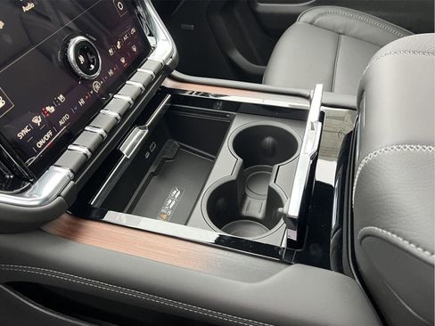 New 2026 GMC Yukon XL Denali w/ Sun & Power Step Package image 25