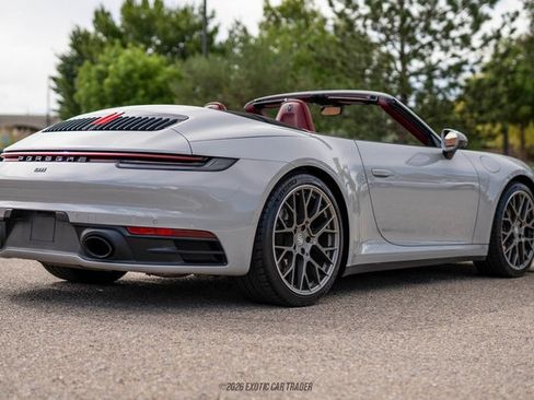 Used 2024 Porsche 911 Carrera image 8