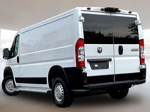 Used 2025 RAM ProMaster 2500 w/ U-Haul Equipment Group FWD image 4