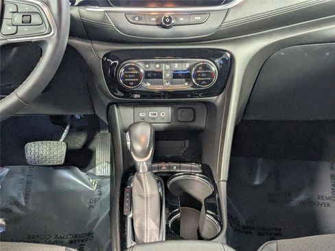 Used 2020 Buick Encore GX Select image 32
