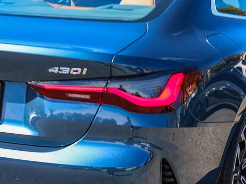 Certified 2025 BMW 430i Coupe w/ Convenience Package image 7