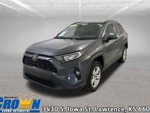 Used 2021 Toyota RAV4 XLE image 1