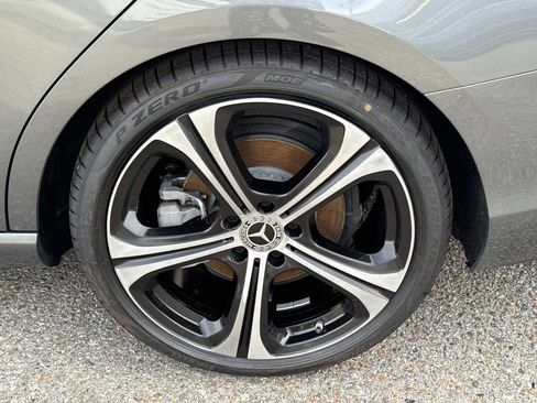 Used 2022 Mercedes-Benz C 300 C 300 image 4