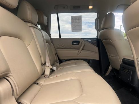 Used 2021 Nissan Armada SV image 31