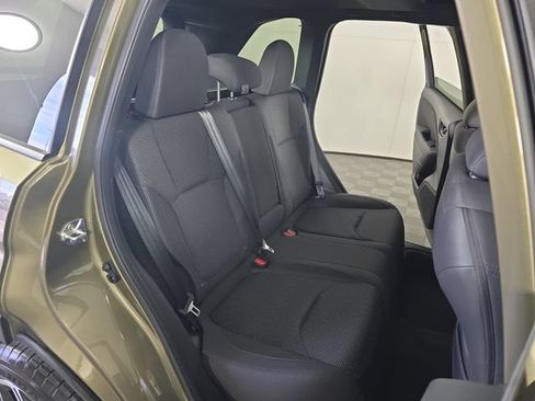 Certified 2025 Subaru Forester Premium AWD/4WD image 26