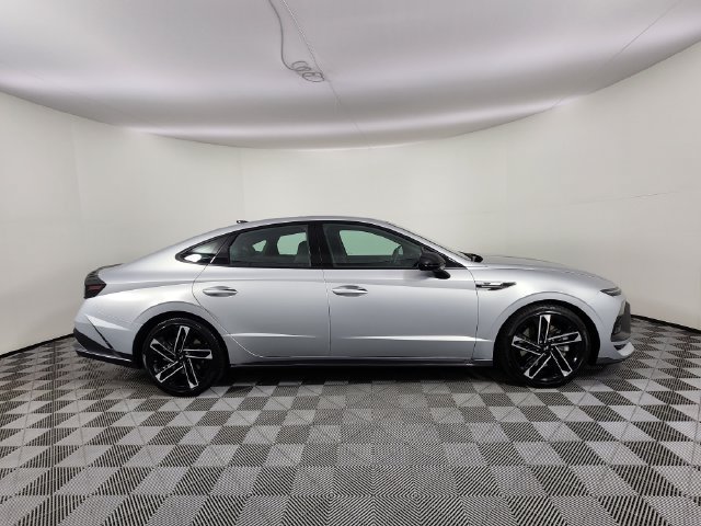 Certified 2025 Hyundai Sonata N Line FWD image 6