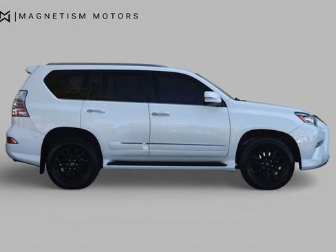 Used 2014 Lexus GX 460 w/ Premium Package image 2