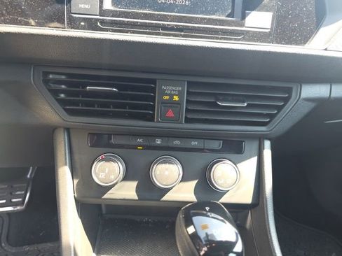 Used 2023 Volkswagen Jetta Sport image 24