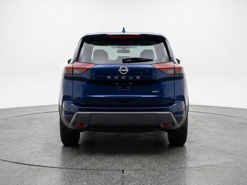 Used 2025 Nissan Rogue SV AWD/4WD image 7