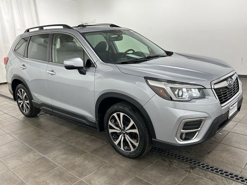 Used 2020 Subaru Forester Limited w/ Popular Package #3 image 6