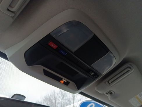 Used 2019 Subaru Crosstrek 2.0i Premium image 23