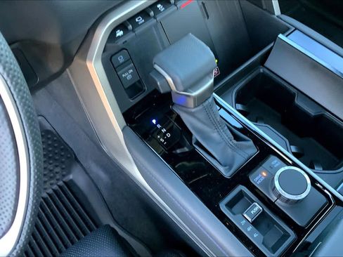 New 2026 Toyota Tundra Platinum AWD/4WD image 19