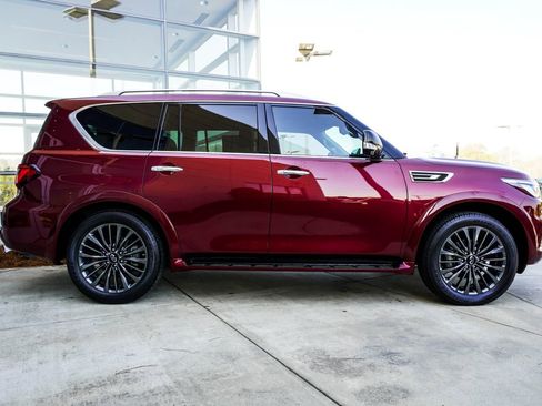 Used 2022 INFINITI QX80 Premium Select w/ Cargo Package image 6