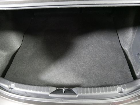 Used 2018 MAZDA MAZDA3 Grand Touring w/ Premium Equipment Package image 18