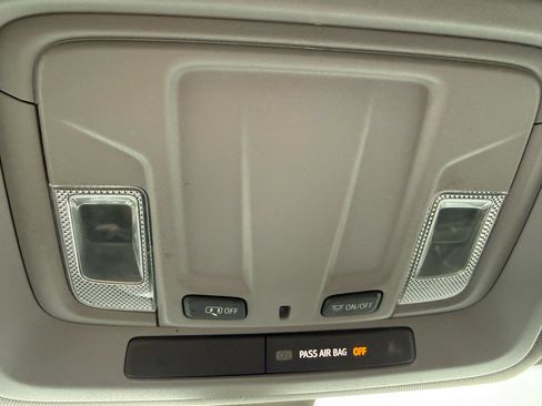 Used 2023 Chevrolet Silverado 2500 W/T image 28