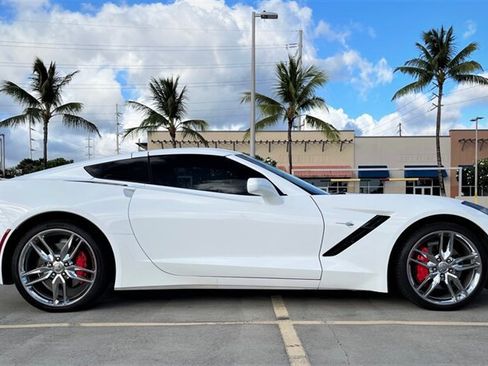 Used 2014 Chevrolet Corvette Stingray Coupe RWD image 6
