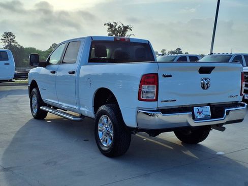 Used 2024 RAM 2500 Big Horn AWD/4WD image 2