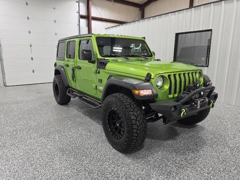 Used 2018 Jeep Wrangler Unlimited Sport S AWD/4WD image 5