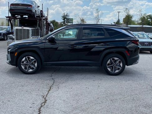 Certified 2025 Hyundai Tucson SEL AWD/4WD image 4