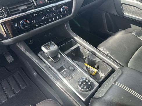 Certified 2023 Nissan Pathfinder SL image 27