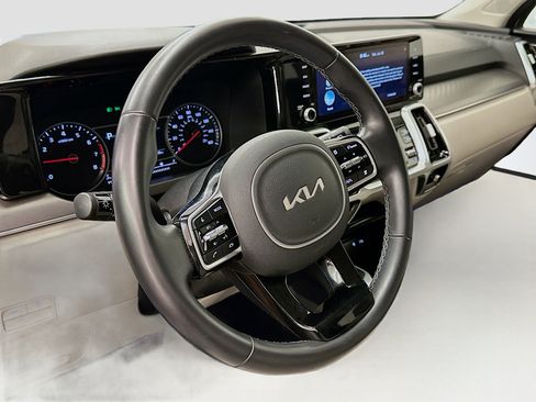 Used 2022 Kia Sorento SX AWD/4WD image 18